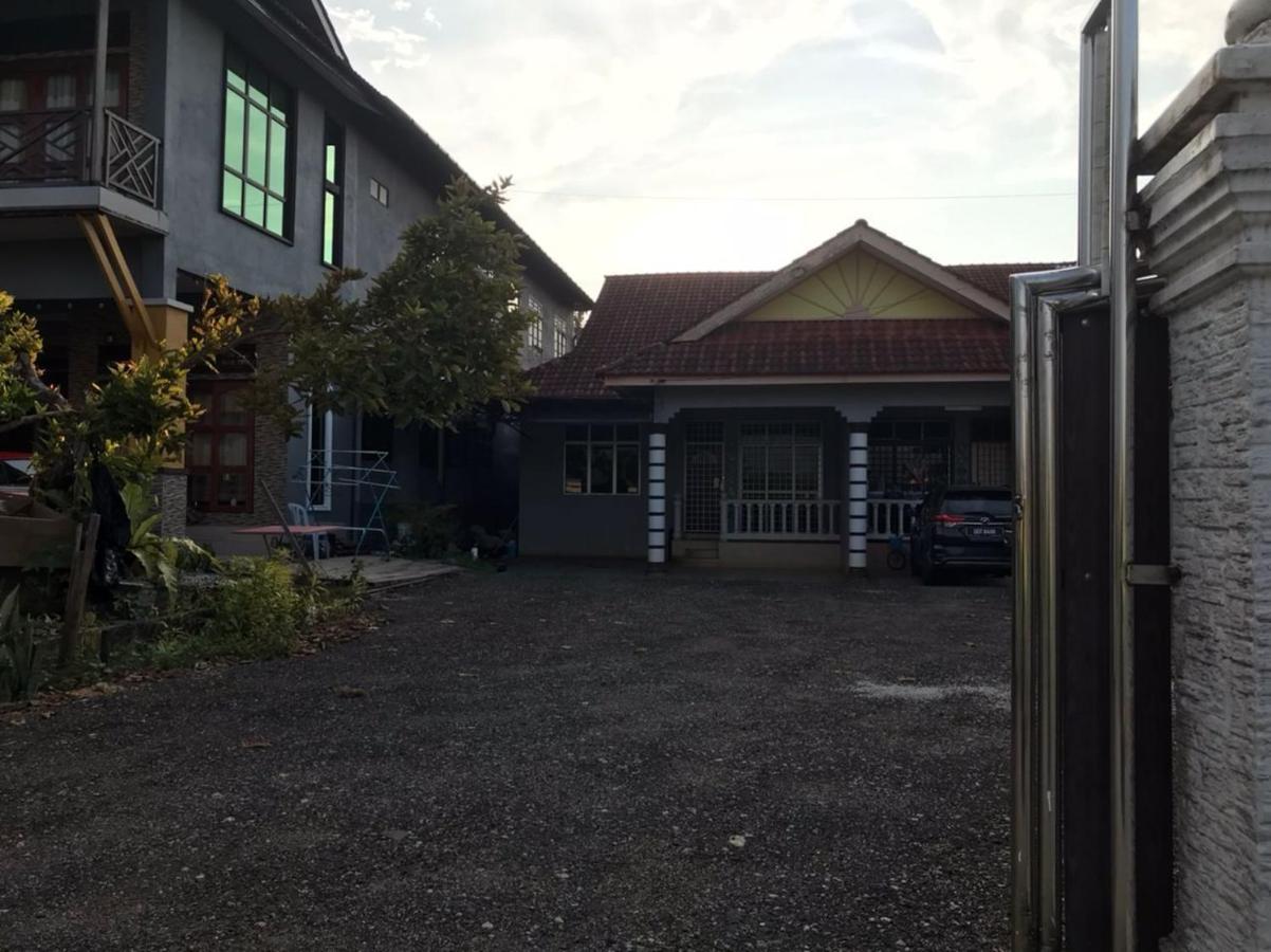 Cozy Homestay Che Yang Kuala Terengganu Zewnętrze zdjęcie