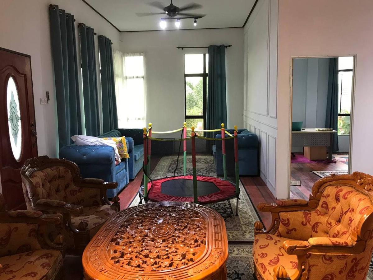 Cozy Homestay Che Yang Kuala Terengganu Zewnętrze zdjęcie